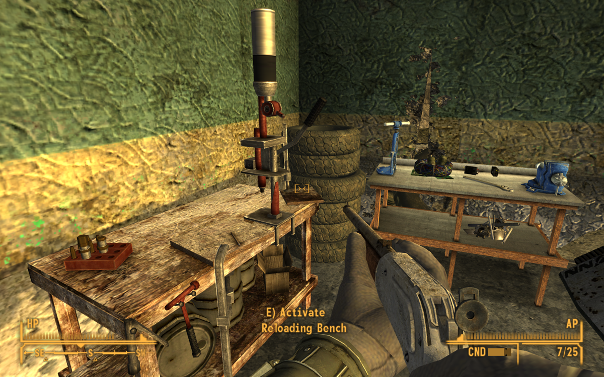 471757-fallout-new-vegas-windows-screenshot-with-workbenches-you.png