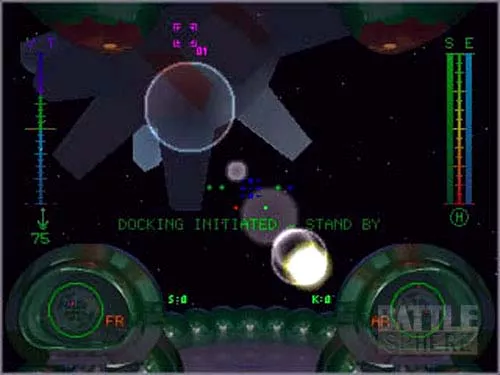 BattleSphere Screenshot Slith fighter prepares to dock