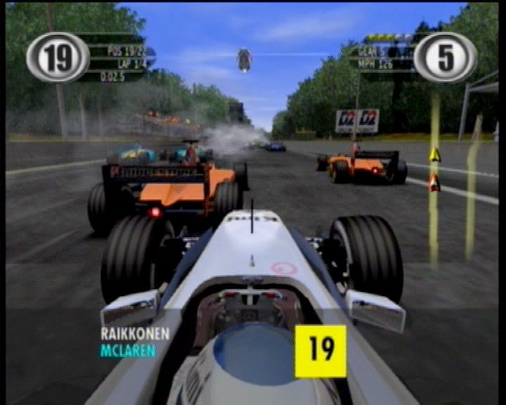 404035-f1-2002-xbox-screenshot-burning-rubber-or-a-faulty-brakes.jpg
