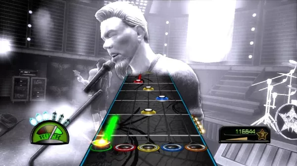 Guitar Hero: Metallica Xbox 360 Looking at screenshots is the only way for me to actually see what&#x27;s going on around the fret-board :).
