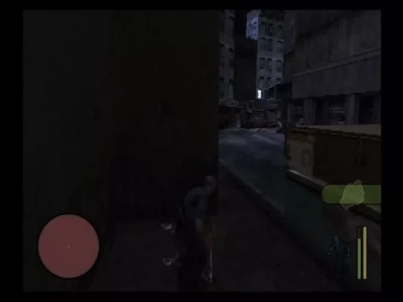 Manhunt PlayStation 2 The minimap shows a red circle when you make noise the hunters can hear.